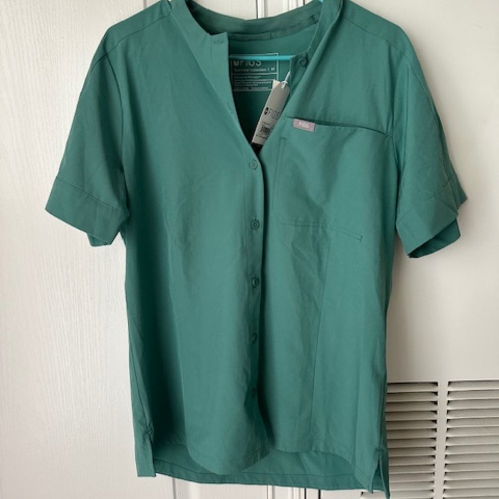 Figs Green Mena Scrub Top